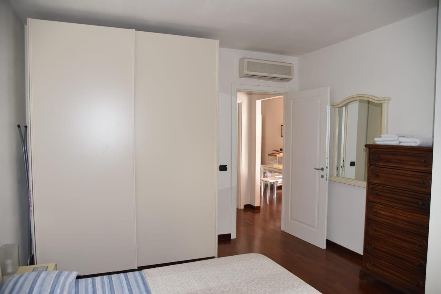 Apartment 100 Viale Italia La Spezia
